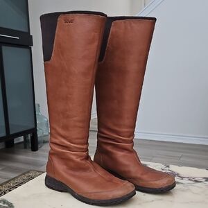 Teva Tan Leather Boots